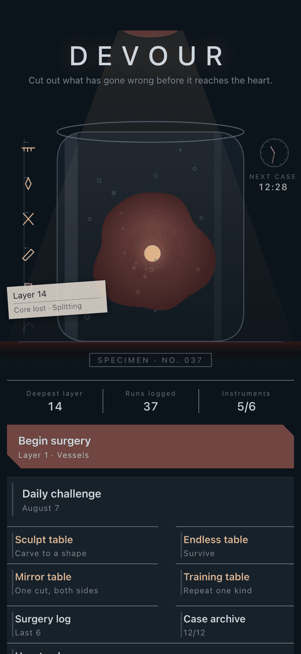 The DEVOUR home screen: the title, a specimen jar holding the organ under a lamp, and the list of tables.
